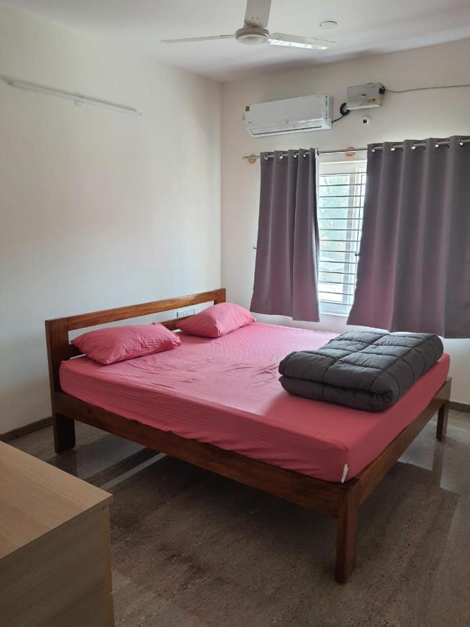 Castle Bannerghatta Road Bangalore Exterior photo